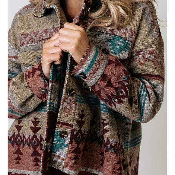 La Miel Southwest Aztec Print Button Front Shacket Size S - Picture 10 of 14